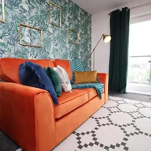  Apartment Cohost Partners | Free Parking | 2br | Smart Tv